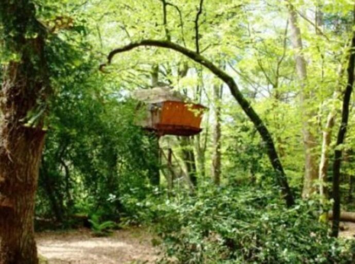 Cabane familiale de Kermenguy séjour insolite en Bretagne