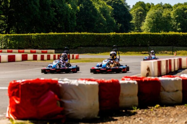 Karting : Circuit automobile EIA en Normandie pilotage-challenge-courses-karting-circuit-automobile-eia-pont-eveque-calvados-normandie