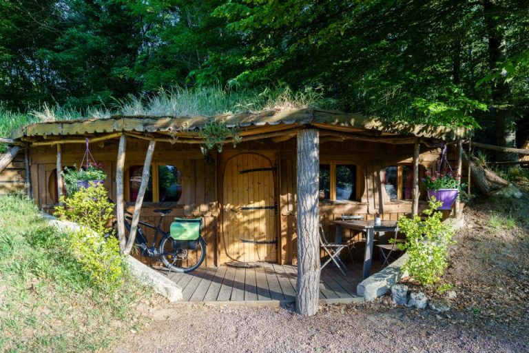 Cachette de Frodon Camping Le Cœur de la Forêt location-hebergement-insolite-weekend-sejour-romantique-nid-dans-arbre-cabanes-perchees-frodon-pierrefonds-oise-picardie-haut-de-france