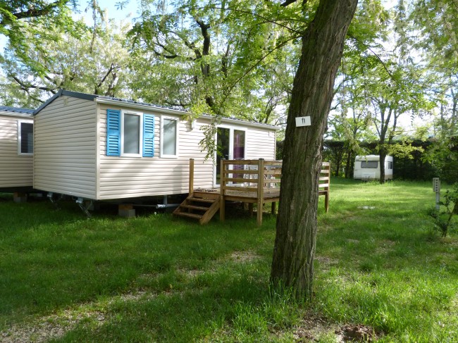 Camping *** Le Sous Perret en Ardèche camping-le-sous-perret-riviere-piscine-ardeche-famille