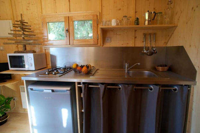 Les chalets Camping *** de la Forêt Jura-Doubs chalets-famille-locations-vacances-montagne-camping-de-la-foret-jura-doubs-levier