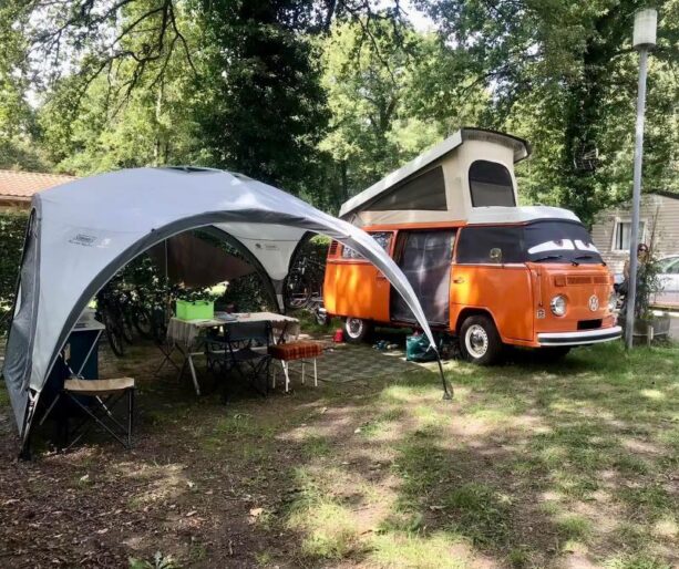 Glamping au Domaine de la Dombes dans l'Ain