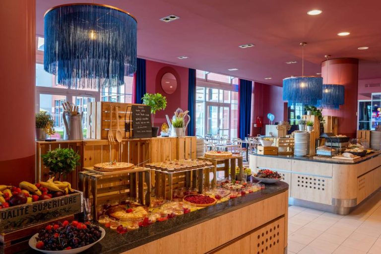 grand-magic-hotel-marne-la-vallee-proche-disneyland
