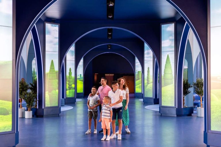 grand-magic-hotel-marne-la-vallee-proche-disneyland