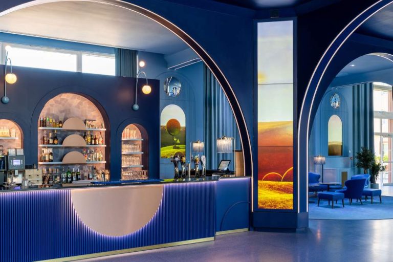 grand-magic-hotel-marne-la-vallee-proche-disneyland